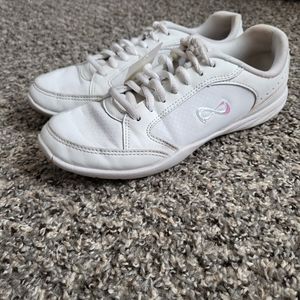 nfinity fearless white cheer shoes